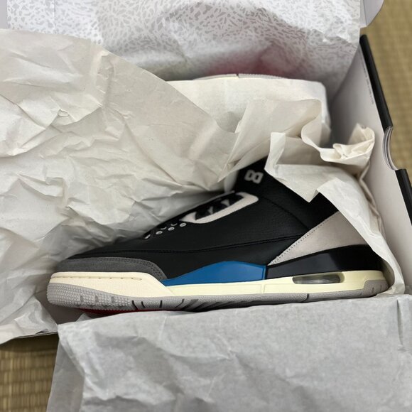 š„ Brand New Nike Air Jordan 3 āInternational Flightā ā Size 11 ā OG Box Include - Picture 5 of 10